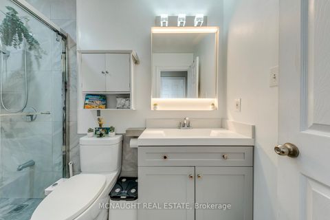 Photo 29 at 3 Springside Way, CFB, Toronto