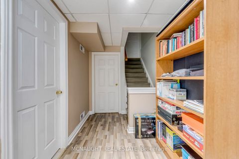 Photo 31 at 3 Springside Way, CFB, Toronto