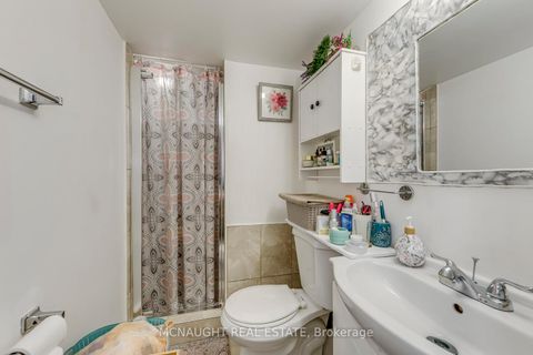 Photo 34 at 3 Springside Way, CFB, Toronto