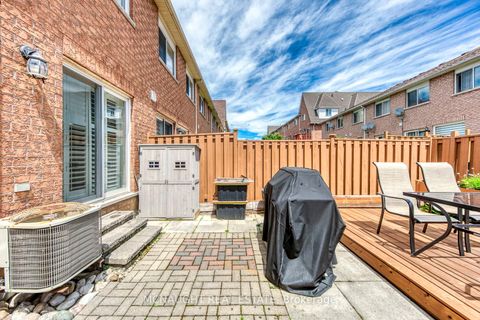 Photo 37 at 3 Springside Way, CFB, Toronto