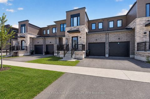 Photo 2 at 131 Gateland Drive, Painswick South, Barrie