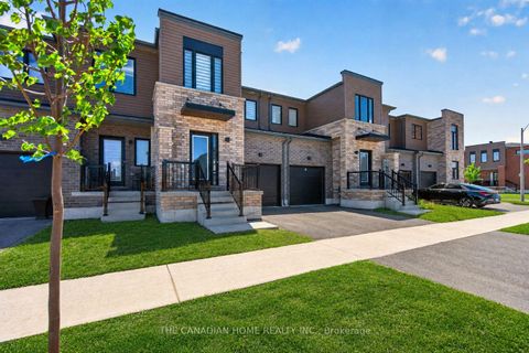 Photo 3 at 131 Gateland Drive, Painswick South, Barrie