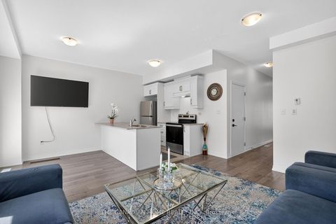 Photo 16 at 131 Gateland Drive, Painswick South, Barrie