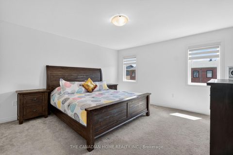 Photo 29 at 131 Gateland Drive, Painswick South, Barrie