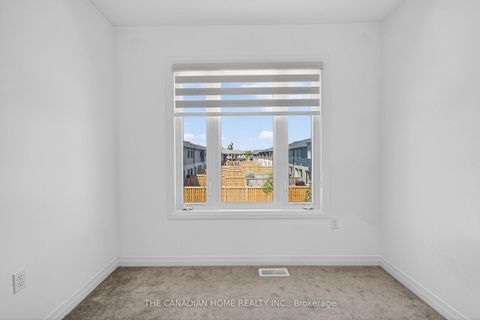 Photo 34 at 131 Gateland Drive, Painswick South, Barrie