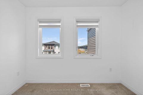 Photo 37 at 131 Gateland Drive, Painswick South, Barrie