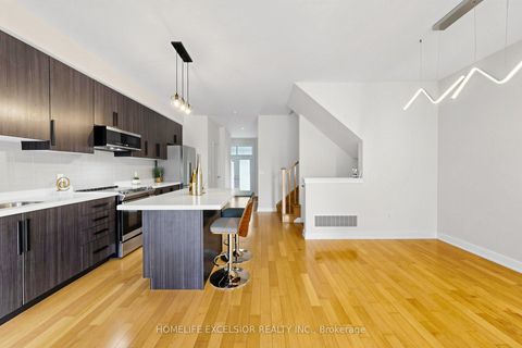 Photo 13 at 104 Dariole Drive, Oak Ridges Lake Wilcox, Richmond Hill
