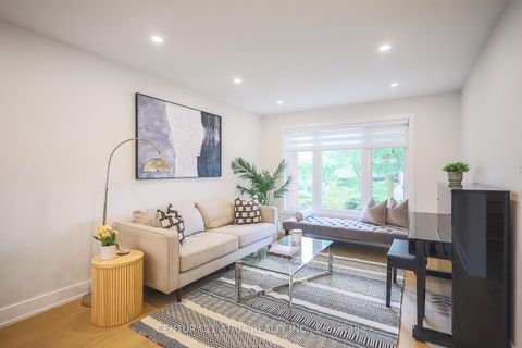 Photo 8 at 34 Raynes Crescent, Milliken, Toronto