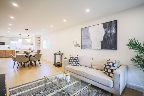 Photo 10 at 34 Raynes Crescent, Milliken, Toronto