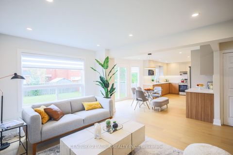 Photo 22 at 34 Raynes Crescent, Milliken, Toronto