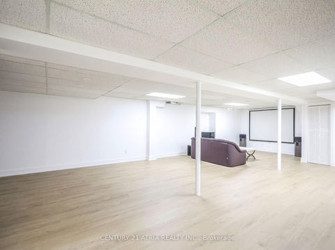 Photo 42 at 34 Raynes Crescent, Milliken, Toronto