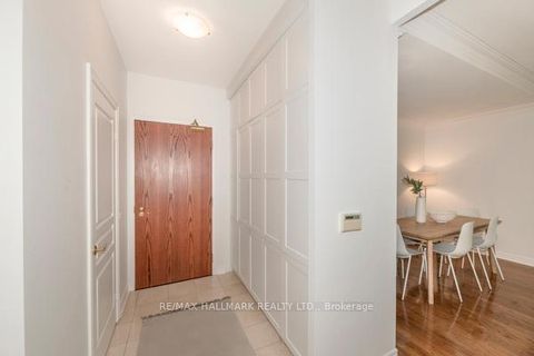 Photo 5 at 117 - 9 Boardwalk Drive, The Beaches, Toronto