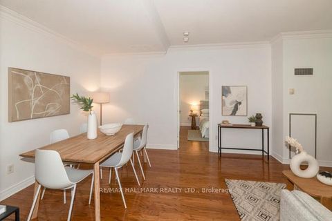 Photo 24 at 117 - 9 Boardwalk Drive, The Beaches, Toronto