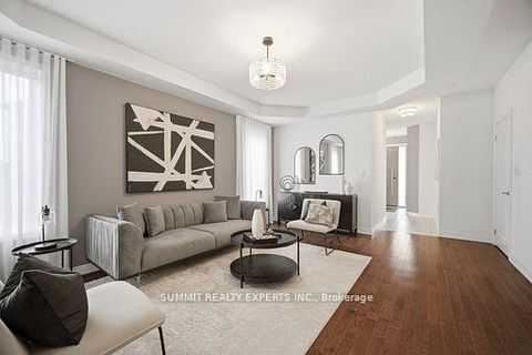 Photo 3 at 146 Beaconsfield Drive, Kleinburg, Vaughan