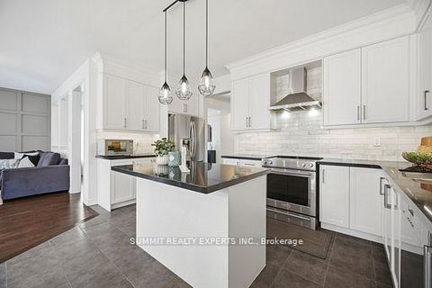 Photo 8 at 146 Beaconsfield Drive, Kleinburg, Vaughan