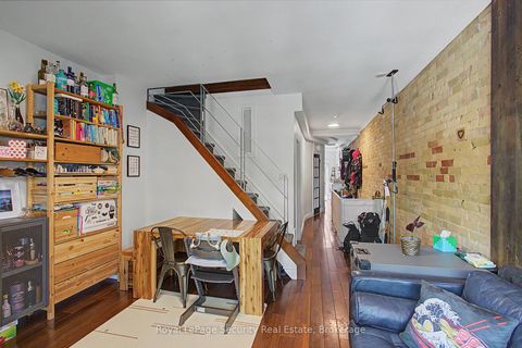 Photo 2 at 410 Manning Avenue, Little Italy, Toronto