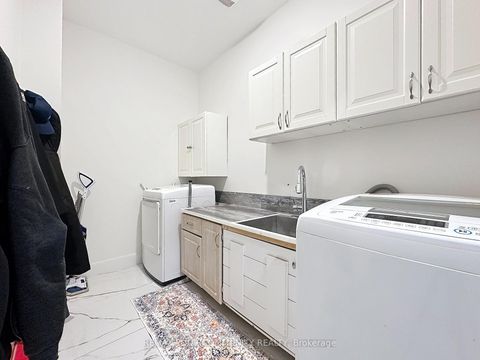 Photo 20 at 15 Bellefontaine Court, Maple, Vaughan