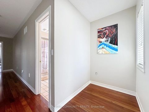Photo 25 at 15 Bellefontaine Court, Maple, Vaughan