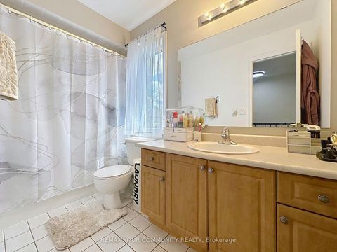 Photo 26 at 15 Bellefontaine Court, Maple, Vaughan