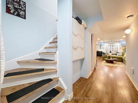 Photo 34 at 15 Bellefontaine Court, Maple, Vaughan
