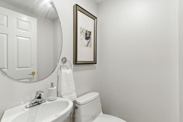 Photo 14 at 7 - 442 Maple Avenue, Brant, Burlington