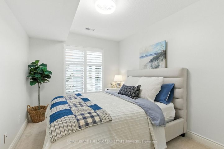 Photo 21 at 7 - 442 Maple Avenue, Brant, Burlington
