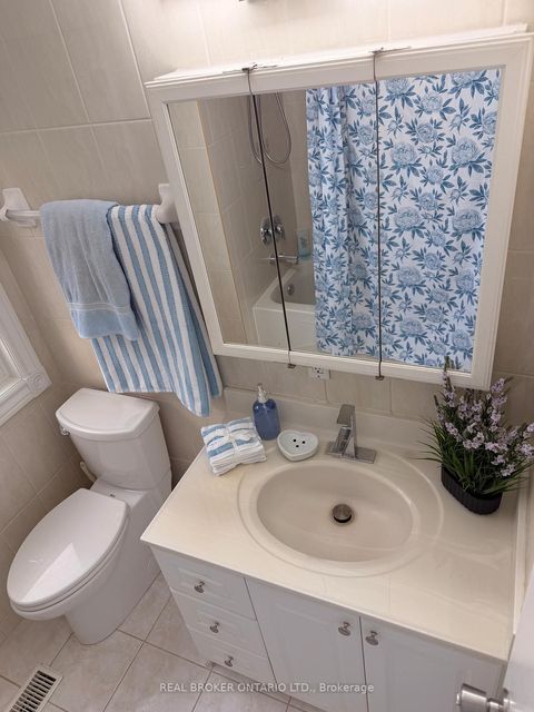Photo 14 at 63 Venetian Crescent, Jane Heights, Toronto