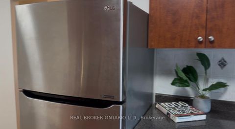Photo 25 at 63 Venetian Crescent, Jane Heights, Toronto