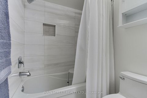 Photo 21 at 43 - 574 Jack Giles Circle, Summerhill Estates, Newmarket