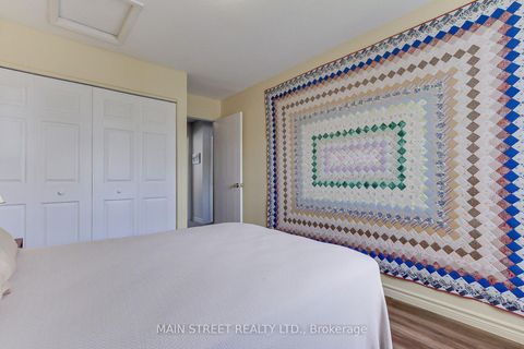 Photo 24 at 43 - 574 Jack Giles Circle, Summerhill Estates, Newmarket
