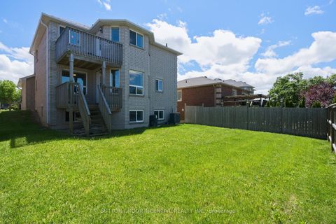 Photo 5 at 70 Shalom Way, Painswick South, Barrie