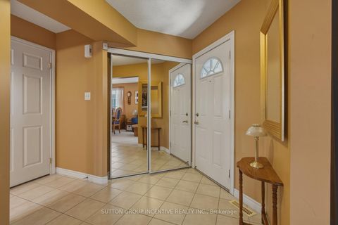 Photo 14 at 70 Shalom Way, Painswick South, Barrie