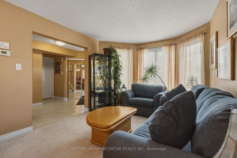 Photo 24 at 70 Shalom Way, Painswick South, Barrie