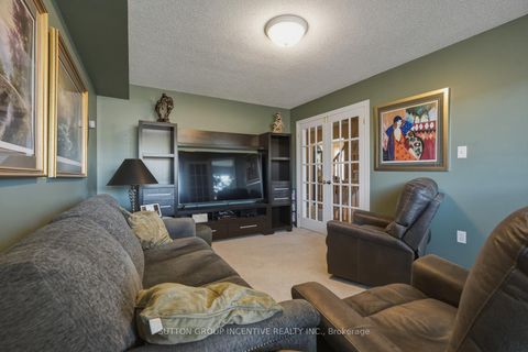 Photo 28 at 70 Shalom Way, Painswick South, Barrie