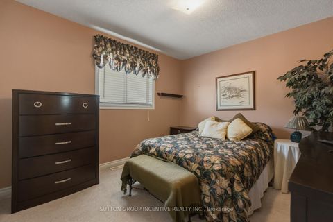 Photo 42 at 70 Shalom Way, Painswick South, Barrie