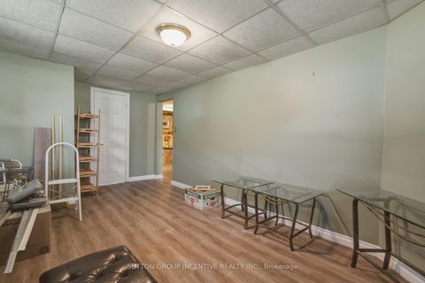 Photo 44 at 70 Shalom Way, Painswick South, Barrie