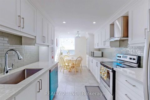 Photo 12 at 1709 - 121 Trudelle Street, Eglinton East, Toronto
