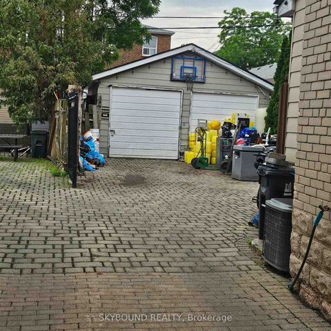 Photo 10 at 387 Hopewell Avenue, Belgravia, Toronto