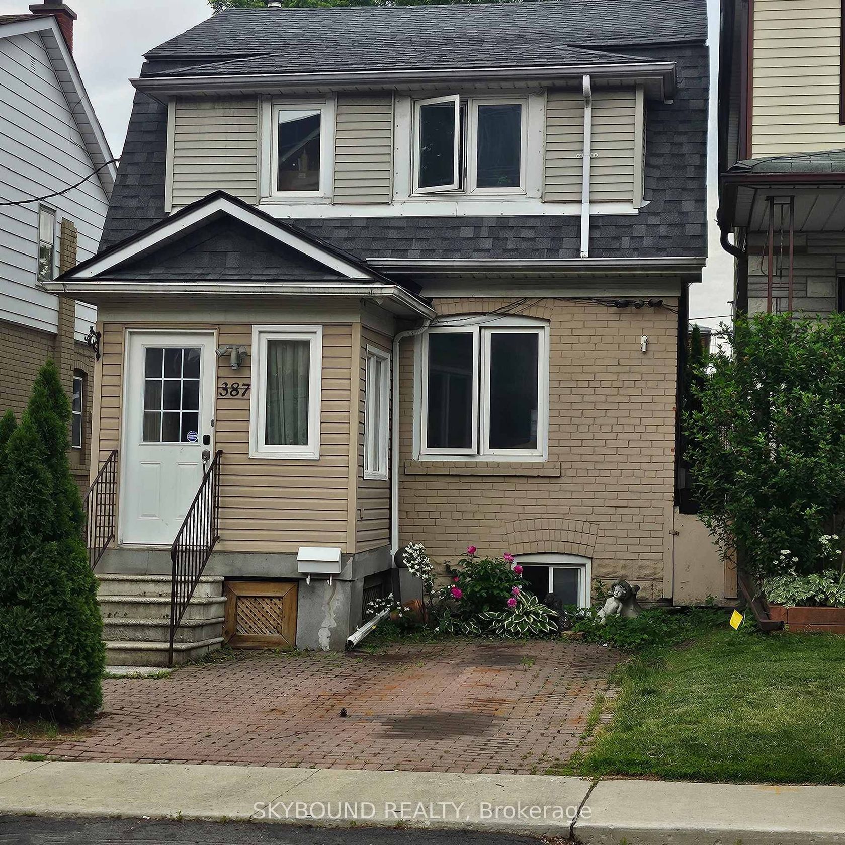 387 Hopewell Avenue, Belgravia, Toronto photo number 2