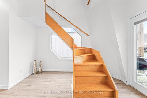 Photo 21 at 1 - 7 Brimley Road S, Cliffcrest, Toronto