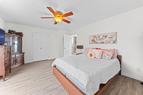 Photo 22 at 1 - 7 Brimley Road S, Cliffcrest, Toronto