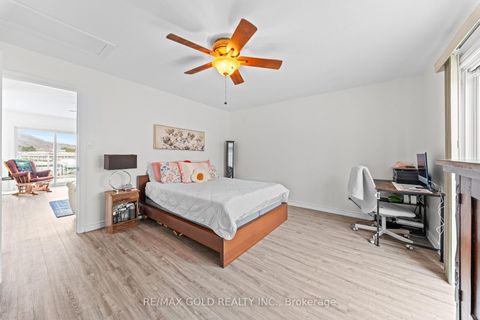 Photo 23 at 1 - 7 Brimley Road S, Cliffcrest, Toronto