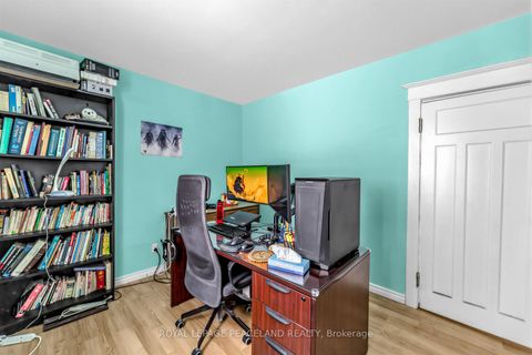 Photo 23 at 606 Coxwell Avenue, Coxwell, Toronto