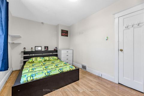 Photo 25 at 606 Coxwell Avenue, Coxwell, Toronto