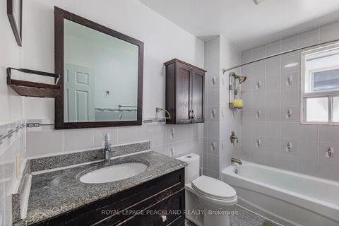 Photo 28 at 606 Coxwell Avenue, Coxwell, Toronto