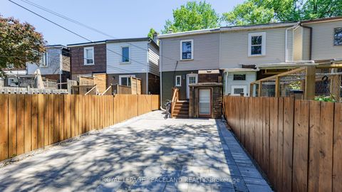 Photo 38 at 606 Coxwell Avenue, Coxwell, Toronto