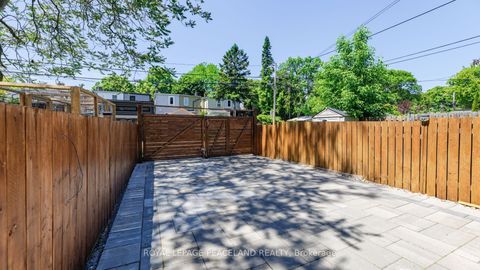 Photo 43 at 606 Coxwell Avenue, Coxwell, Toronto