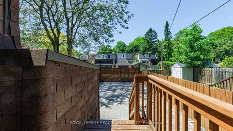 Photo 46 at 606 Coxwell Avenue, Coxwell, Toronto