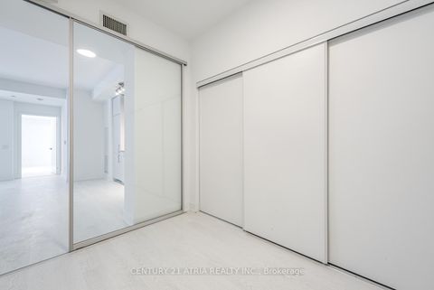 Photo 6 at 204 - 308 Jarvis Street, Waterfront Communities C8, Toronto