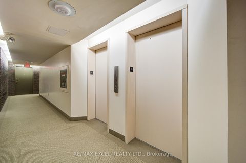 Photo 7 at 1605 - 720 Spadina Avenue, University, Toronto